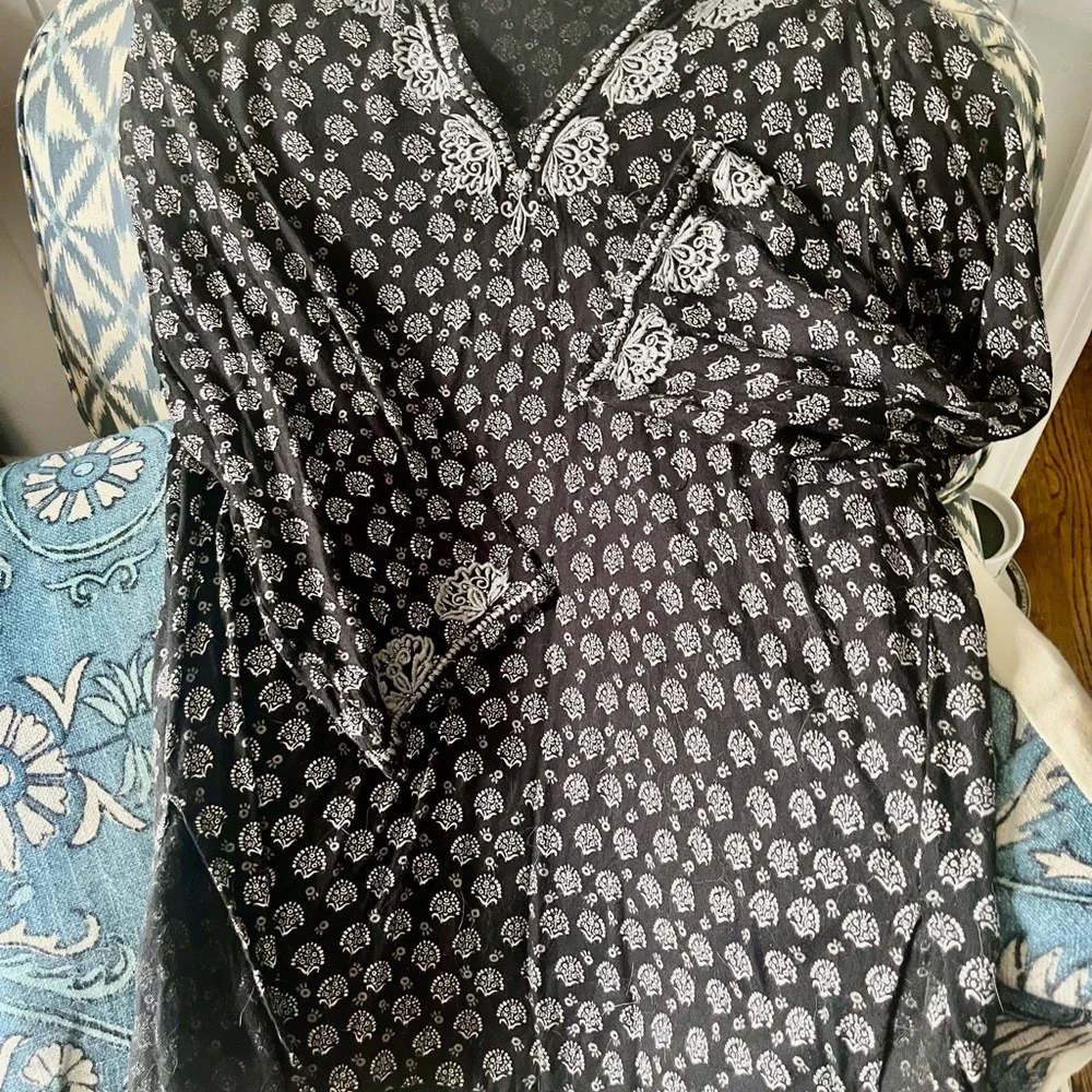 Rock Flower Paper Black/gray long sleeve tunic - Picture 9 of 10